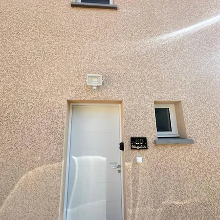 Appartamento House With 5 Bedrooms Lechaffardcom *